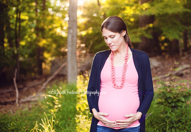 CT Maternity Photographer | Elizabeth Frederick Photography