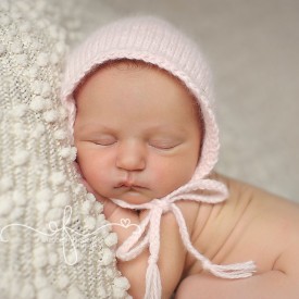 Portland Middletown CT Newborn Portrait Photographer Elizabeth Frederick Photography specialzing in Connecticut Newborn & Baby Photography