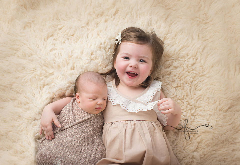 Sibling Newborn Photography | Newborn with Sibling | CT Newborn Photographer Elizabeth Frederick Photography