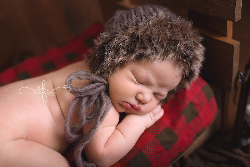 Newborn on Bed | Outdoor newborn | Camping newborn | rustic newborn | CT Newborn Photographer Elizabeth Frederick Photography
