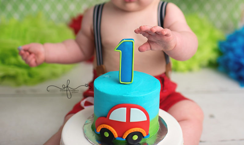Party City's All Aboard Themed First Birthday Smash Cake Photography session | CT Smash Cake Photographer Elizabeth Frederick Photography
