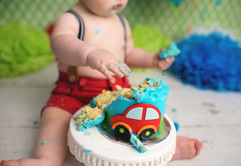 Party City's All Aboard Themed First Birthday Smash Cake Photography session | CT Smash Cake Photographer Elizabeth Frederick Photography