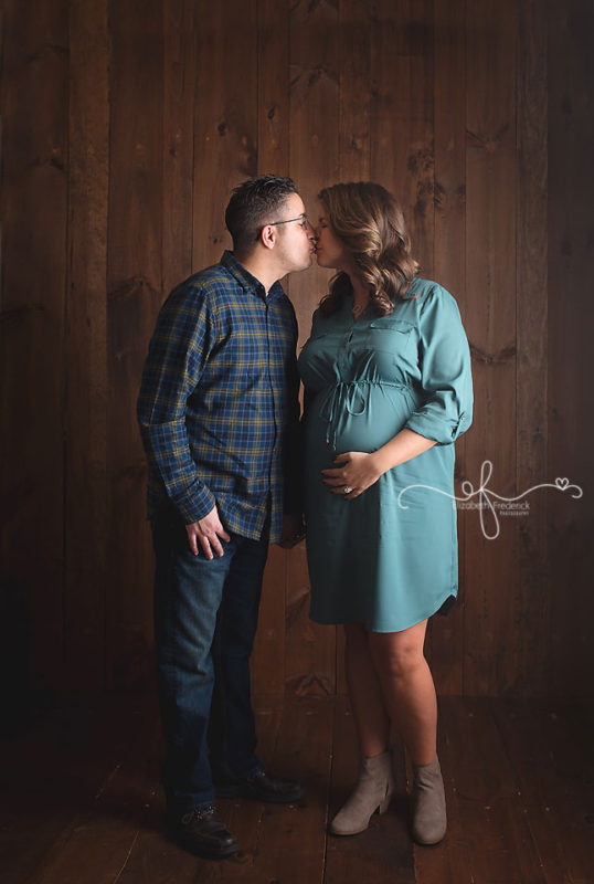 Studio Maternity Photographer | Portland CT Maternity Photographer Elizabeth Frederick Photography