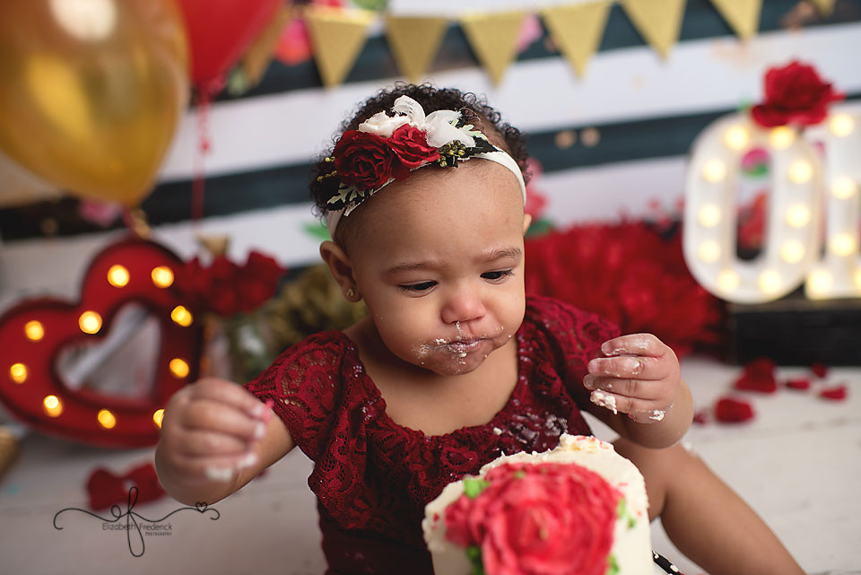 Valentines Day Smash Cake | CT Smash Cake Photographer Elizabeth Frederick Photography