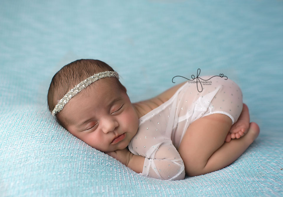 Zada | Snow Themed Newborn Session | Winter Newborn baby | Meriden CT Newborn Photographer