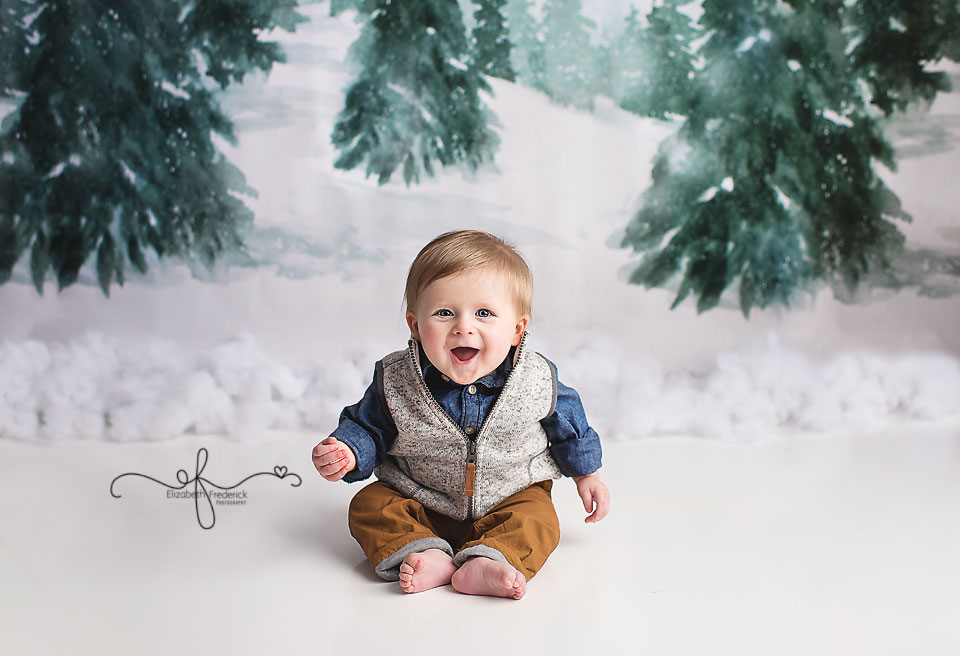 Fun 6 month sitter milestone baby photography session CT Baby Photographer Elizabeth Frederick Photography