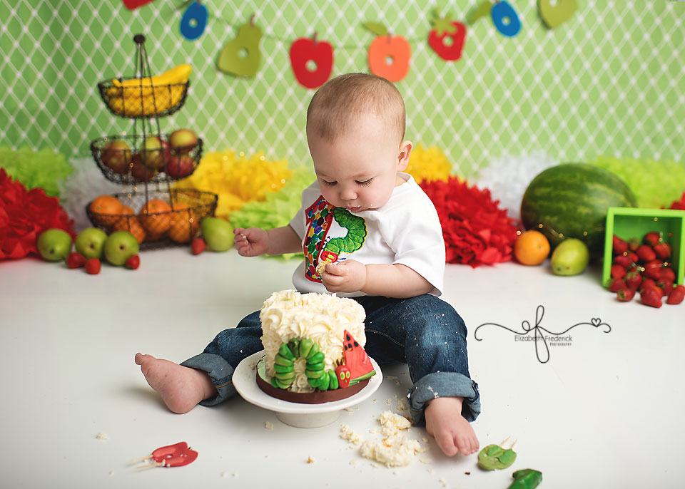 Very Hungry Caterpillar First Birthday Smash Cake Photography session with CT Smash Cake Photographer Elizabeth Frederick Photography