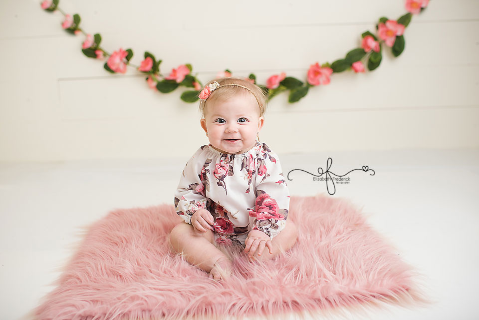 6 Month Milestone Sitter Session | CT Baby photographer Elizabeth Frederick Photography