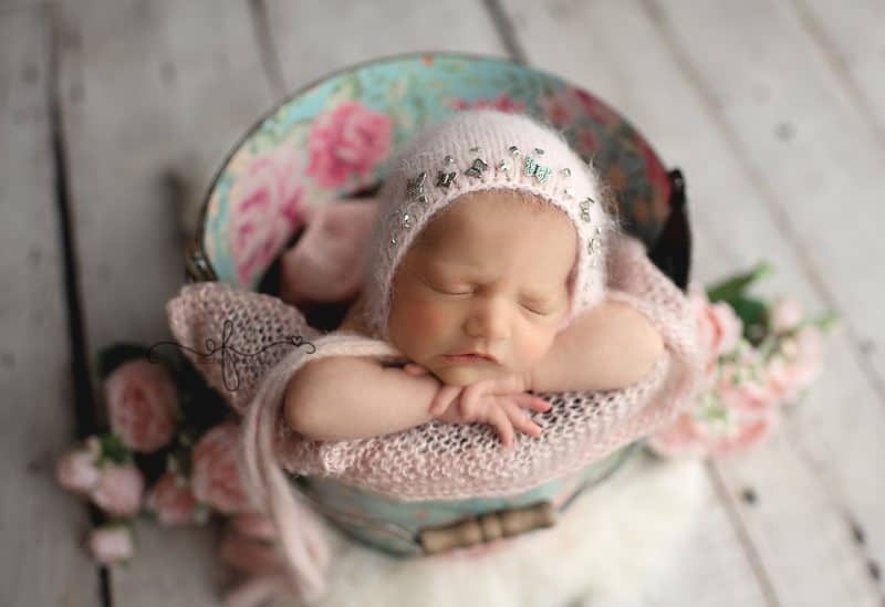 Bucket Newborn Pose | CT Newborn Photographer Elizabeth Frederick Photography