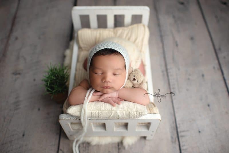 Bed prop pose newborn photography pose idea | CT Newborn Photographer | CT Newborn Photography Elizabeth Frederick Photography