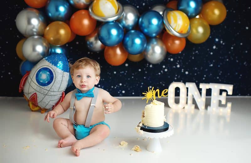 Astronaut Smash Cake Photography Session | First Trip Around the Sun Smash Cake Session | CT Smash Cake photographer Elizabeth Frederick Photography