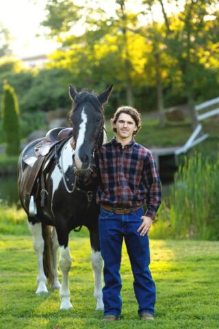 HM-Senior-13 Relaxed senior portraits with horse on a Connecticut horse farm