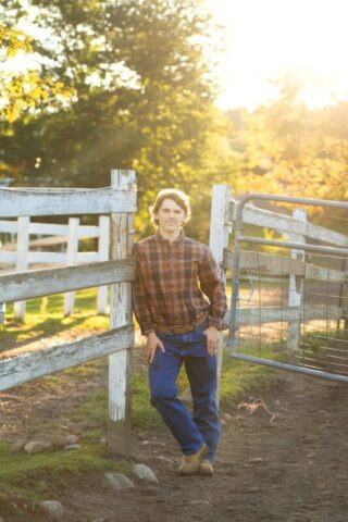 HM-Senior-28 Relaxed senior photography session on a Connecticut farm