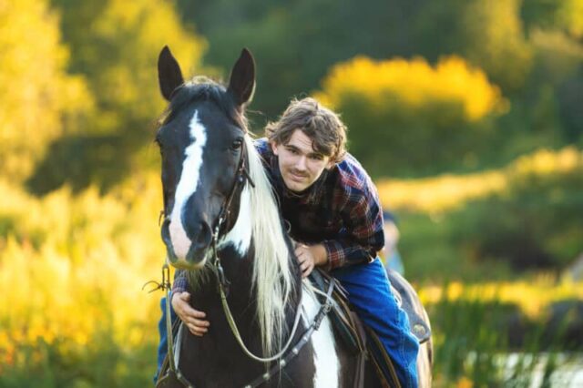 HM-Senior-8 High school senior portraits with his horse on a Connecticut farm