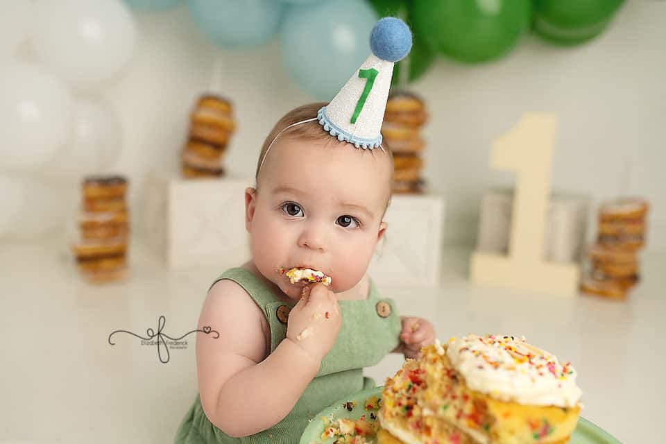 Donut Grow Up smash cake photography in Connecticut featuring a minimalist donut-themed first birthday by a CT smash cake photographer.